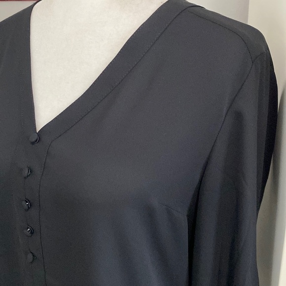 Express Black Portofino V-Neck Button Front Detail Blouse Top Shirt Fall Boho - Picture 7 of 16